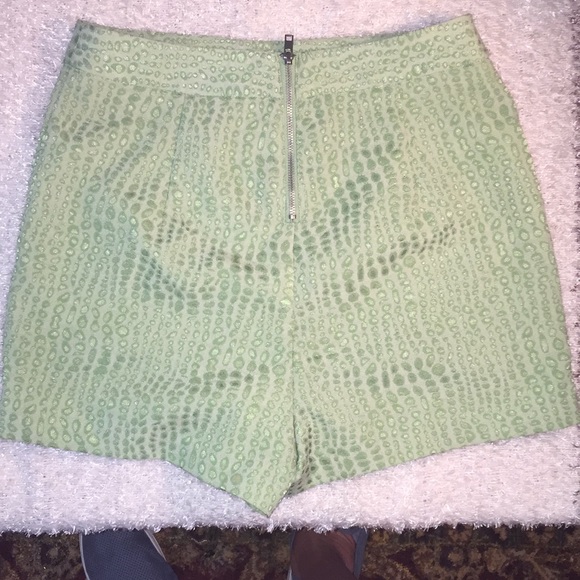 Forever 21 “dressy” Shorts size small. - Picture 2 of 3